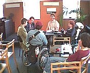 Radiosendung Moderator Wagner mit drei G�sten